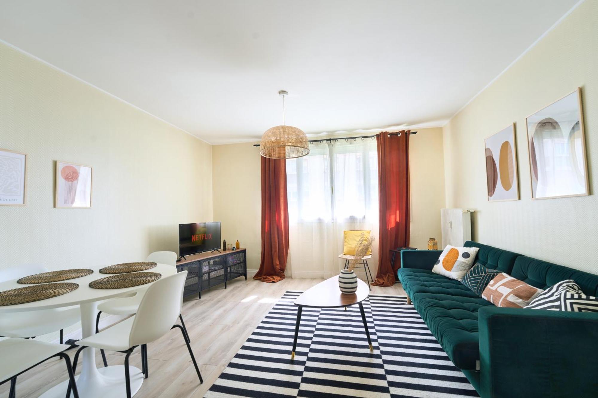 Appartement Cosy Et Charme Au Coeur De بُيزانكون المظهر الخارجي الصورة